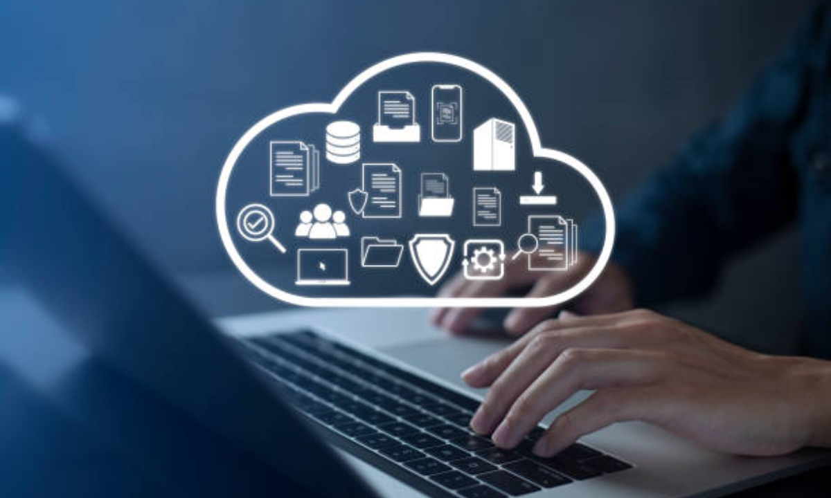 Cloud Career Pathways: From Basics to Architect in 2025