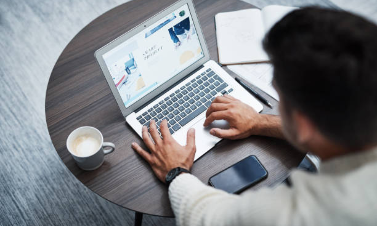 Complete Guide: Role of UI/UX in Modern Web Designing Training